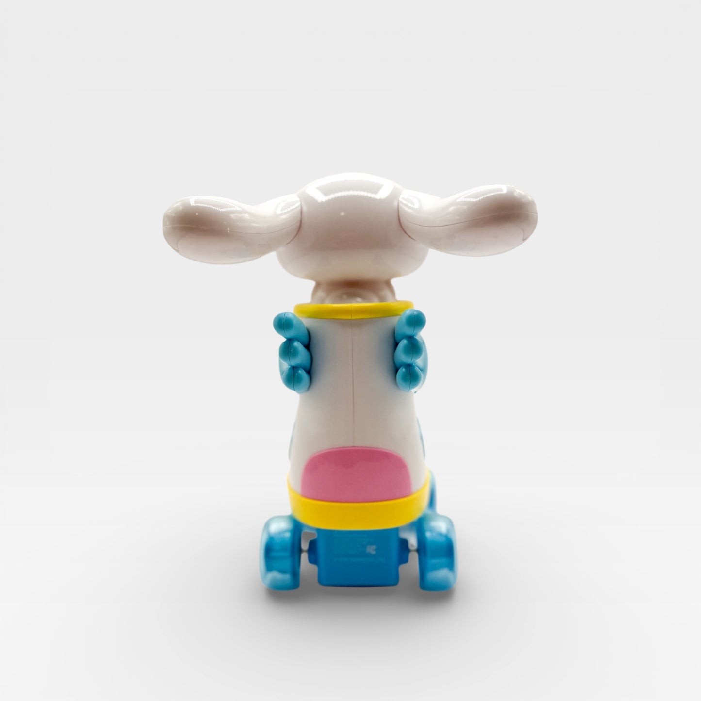 Switch! Adapted Cinnamoroll Skate RC Car