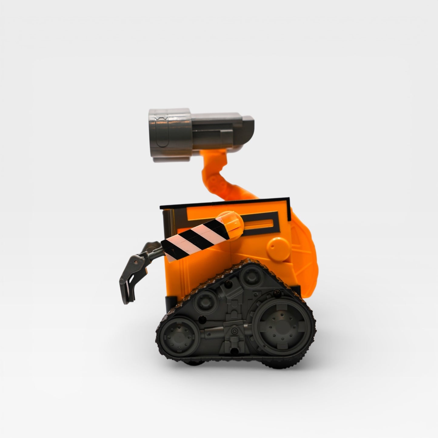 Switch! Adapted Pixar Wall-E RC Car