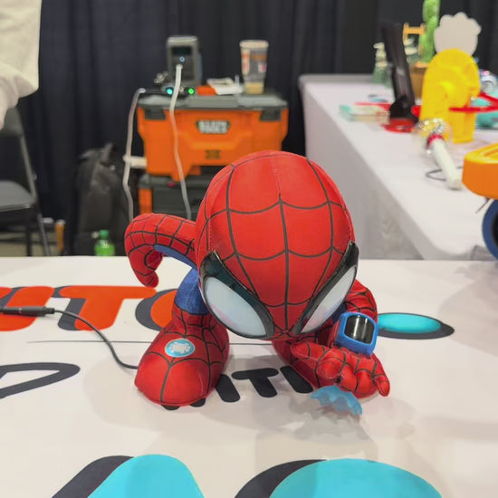 Switch! Adapted Spidey 360 Plush Bundle